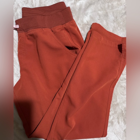 Figs Scrub Bottom - Picture 2 of 4